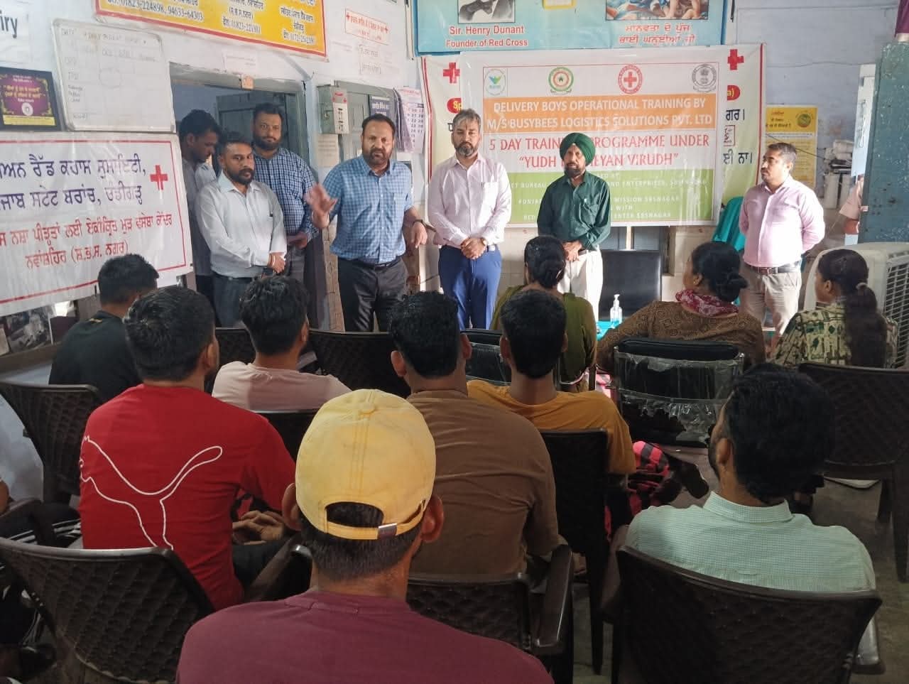 District Administration completes five-day delivery boy training at Red Cross De-Addiction Center, ADC distributes certificates.